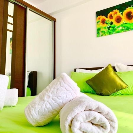 Elyse Comfortable Apartment Close To Palas Mall ヤシ エクステリア 写真